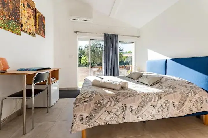 Villa Blanche - Suite En Provence Draguignan Guest house